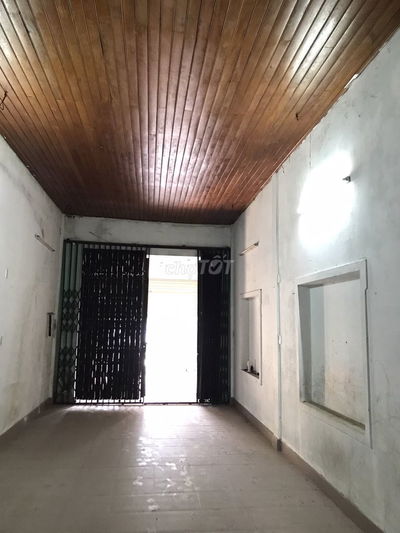 Cho thuê nhà mặt tiền: 497 Nguyễn Tất Thành, TP Huế (120m)