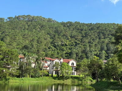 Phòng kinh doanh CĐT biệt thự phố Valley Town view hồ 100m2 giá 8 tỷ chiết khấu 20%