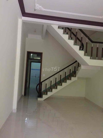 Cho thuê nhà 2 tầng đường 7m5 HOÀ CUÒNG NAM 4pn, 2wc, 2 điều hoà, 2 gi