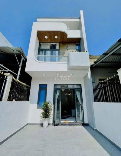 MUA NHÀ LẦU ĐÓN TẾT CÁCH TRUNG TÂM BIÊN HÒA 10KM NHƯNG RẺ HƠN VÀI TỶ.