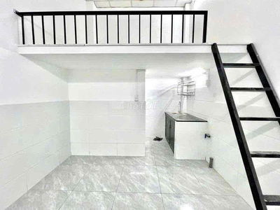 PHÒNG MỚI GẦN CAO ĐẲNG GTVT