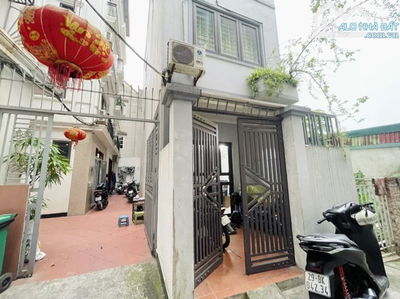 🔥 THẠCH BÀN – 52M² – CHỈ 6.5 TỶ – HẠ CHÀO 500TR – LÔ GÓC 2 THOÁNG – DÂN XÂY 4 TẦNG 🔥