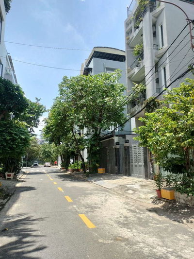 Bán Nhà khu không có khách sạn khu Trung sơn - DT:6x20 nhà 5 Tầng