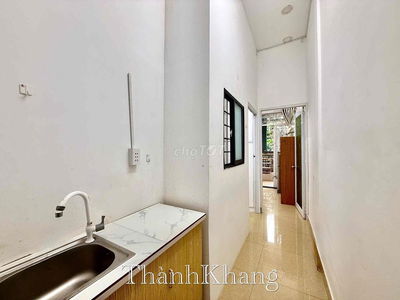 CHO THUÊ 2 PHÒNG NGỦ BAN CÔNG NGAY 3 THÁNG 2 QUẬN 10 GIÁ NGON NHA