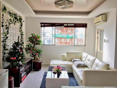 Cho thuê Ch Central Garden Q1 84m2 2pn 2wc Full nội thất giá 14 triệu