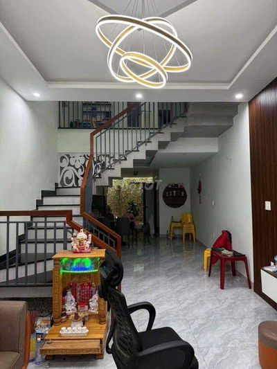 Cho thuê nhà 2 tầng kiệt oto 4m đường TRƯƠNG CHÍ CƯƠNG  Hải Châu. 80m2