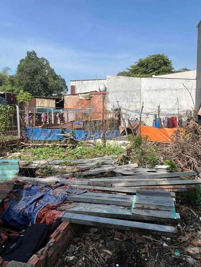 Lô đấtSHR rẻnhất khu vực 5*17m hẻm xe hơi 1/ngắn đg nhựa Giá 2TỶ 200tr