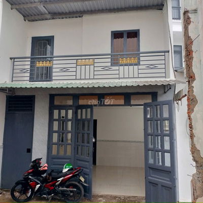 Cho thuê nhà 5x20 mặt tiền Kênh Tiêu, gần cây xăng 61,Xuân Thới Thượng