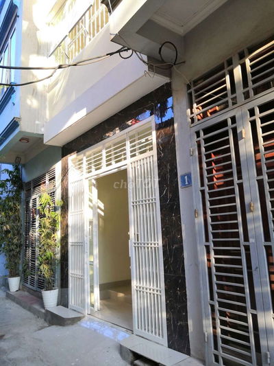 Cho thuê tầng ở riêng 50m2 2PN full nội thất