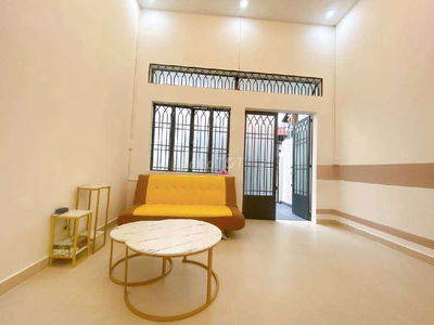 Gần Sân bay Phạm Văn Bạch, Tân Bình, 50m, 4.3.x 14m, giá 5.2 tỷ.