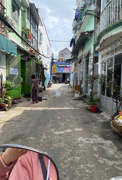 BÁN NHÀ MỚI HIỆP THÀNH Q12 HXH THÔNG – TRỆT LẦU KIÊN CỐ – 3 PHÒNG NGỦ–