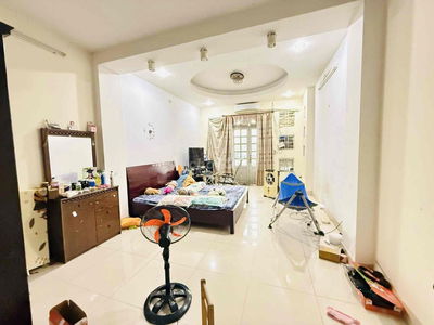 Chính chủ bán gấp nhà mặt tiền Song Hành 86.5m2, 5 tầng, giá 11.52 tỷ