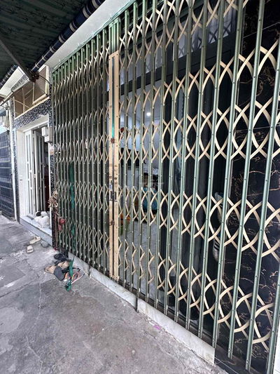 Nhà Bán 2 Tầng Đuong trinh dinh trong Tan phu