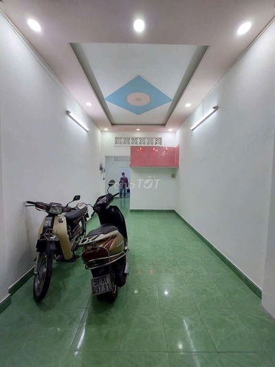 Cho thuê nhà đường Nguyễn Trãi P7.Q8 DT.3m5×15m } 1Lầu 4Phòng 1toilet.