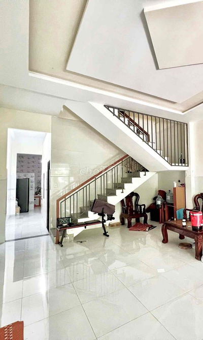 Cần Bán Căn Nhà 2 tầng gần Chợ Miếu Bông , Hoà Xuân , ĐN
