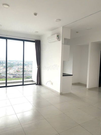 Cho thuê ch 2PN + 2WC  có rèm,máy lạnh,máy nn,bếp,hút mùi giá 7tr5/th.