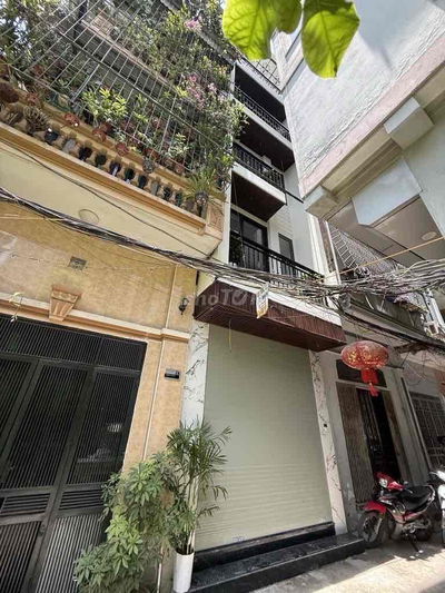 Nhà siêu hiếm  Trần Khát Chân