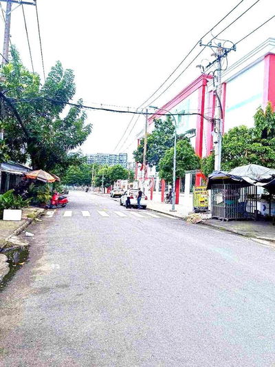 Nhà 4x9, 4 tầng, giá hơn 5 tỷ xíu, gần Lê Trọng Tấn, Tân Phú, hẻm ô tô