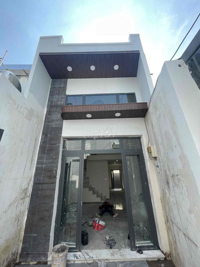 NHÀ PHỐ HIỆN ĐẠI SỔ HỒNG RIÊNG ĐẦY ĐỦ NỘI THẤT-HẺM 1247 HUỲNH TẤN PHÁT