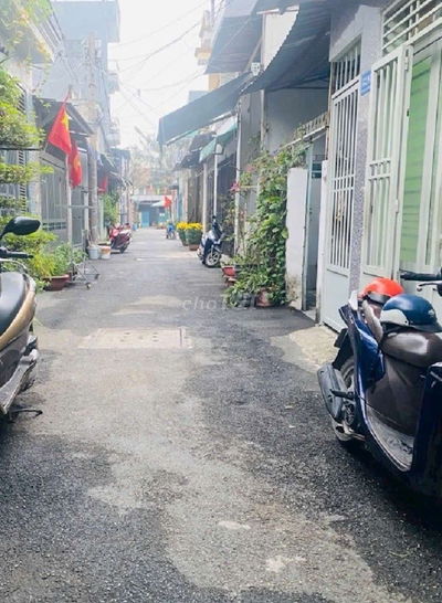 BÁN NHÀ TRỌ 5X17M HẠ còn 𝟰TỶ 480. HẺM NHỰA gần Mặt Tiền Tô Ký Q12
