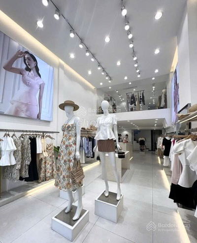 ⭕Hot! Nhà NC Ngay trung tâm Võ Văn Tần giao Cao Thắng khu sầm uất