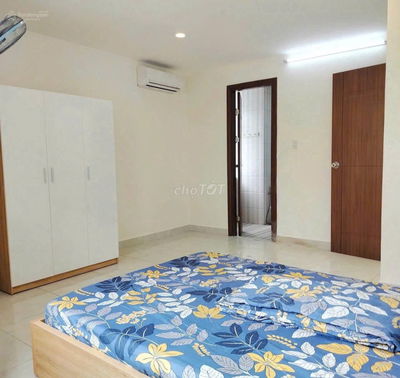 Bán nhà đẹp 4 tầng, đường 10m, Điện Biên Phủ P. 17, BT, ôtô tận nhà