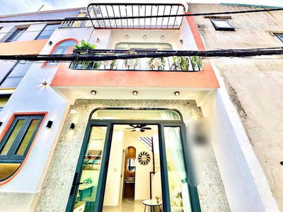 HÀNG HIẾM - NHÀ ĐẸP 2 TẦNG HẺM XE HƠI -30m2-4.95tỷ