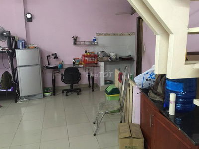 Cho thuê phòng trọ nguyên tầng ở ghép 700.000 đồng/tháng