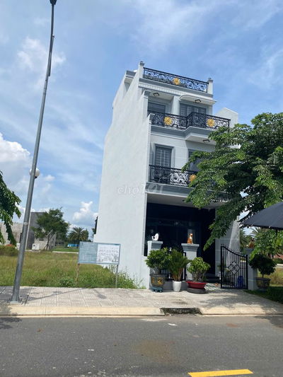 Đến Bến Lức Long An đã có KING HILL RESIDENCES chỉ 22m2 với 90m2.