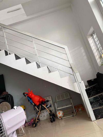 cần bán nhà 3 tầng kdc Vĩnh Phúc 1 GĐ2