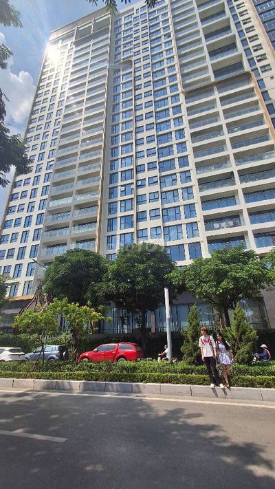 BÁN ĐẤT TẶNG NHÀ 2 TẦNG – MẶT PHỐ LẠC LONG QUÂN – CHỈ 10.8 TỶ