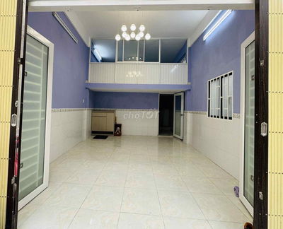 🆘🏠💎 Nhà đường Ngô Gia Tự, Cách mặt tiền 15m, 3 phòng ngủ, nhà sạch đẹp
