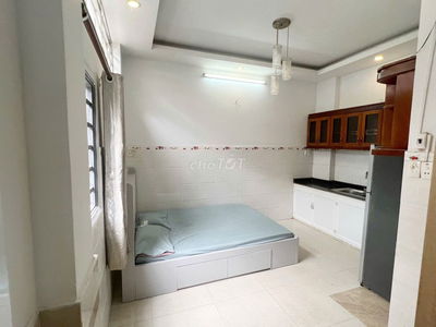 CHO THUÊ PHÒNG TRỌ ĐẸP – ĐẦY ĐỦ NỘI THẤT – GẦN CÔNG VIÊN GIA ĐỊN