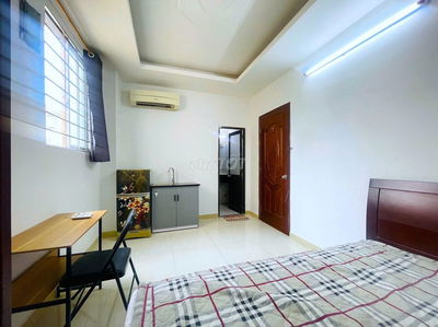 Quận 10, phòng mới chính chủ y hình cho thuê gần Vạn hạnh mall