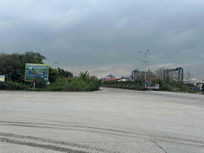 Cần cho thuê 10.000m2 ngay Cảng Phú Hữu làm Depot or Trạm Trộn Bê Tông