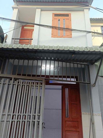 Nhà phố đường hẻm 1 trệt 1 lầu Dĩ An giá rẻ sổ chung