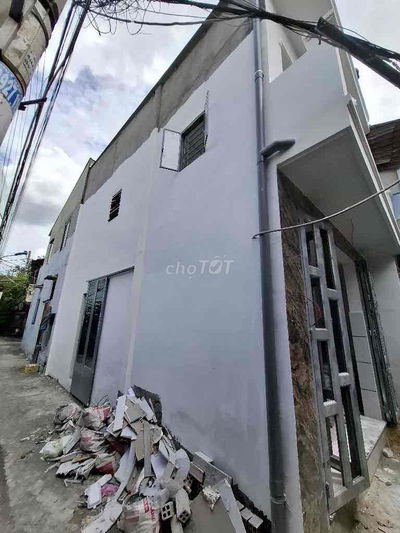 HOT nhà mới xây đường Hương Lộ 2 , giáp ngã tư 4 xã giá sốc hơn 2Ty ~