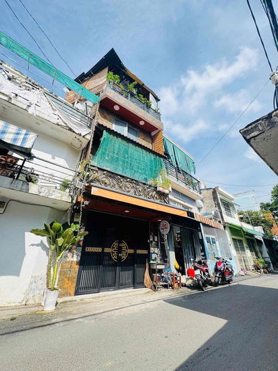 BÁN NHÀ XE TẢI THÔNG FULL NỘI THẤT 2.68 tỷ