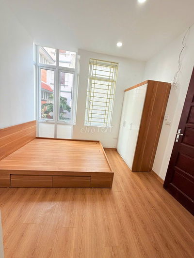 BÁN TÒA NHÀ 18 PHÒNG CHO THUÊ Ở HOÀNG MAI , DÒNG TIỀN 80TR/THÁNG