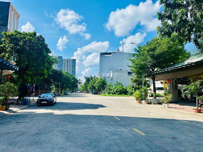 Bán nhà kho 360m2 SIÊU HIẾM,ngang khủng 15m,2 MẶT TIỀN đường 24m,gần