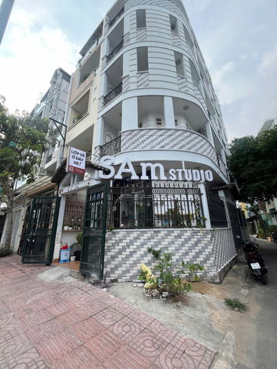 Bán gấp nhà góc 3MT 324 Chợ Lớn, P. 11, Q. 6 | 5.3 x 16m | 5 Tầng | HĐT 40 triệu/tháng | 18.5 Tỷ