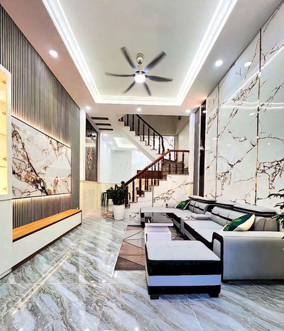 CHÍNH CHỦ BÁN GẤP NHÀ PHỐ 4 TẦNG TRONG KĐT LỚN, GẦN LÀNG ĐH, GA METRO