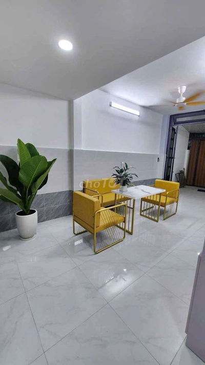 Nhà 46m 2 tầng 4pn kinh doanh buôn bán Quận 7 giá 4.75 tỷ