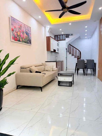 Bán gấp nhà mới Giảng Võ, thông tứ phía, SH quay trước nhà, 37.5m