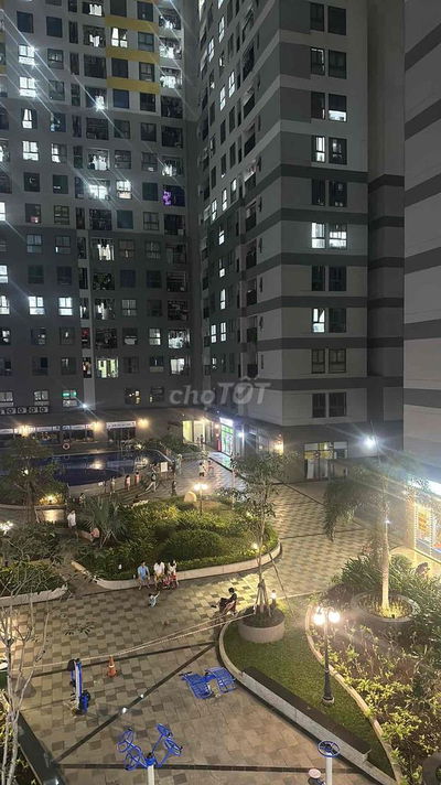 Cần bán gấp căn hộ chung cư Bcons Garden