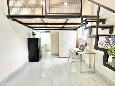 Duplex Gác Cao Rộng Thoáng, Ở Được 3Người, Sát Hutech,GTVT...