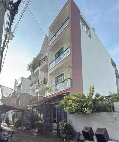 nhà đúc 3 tấm phường đông hưng thuận Q12 dt: 64m2