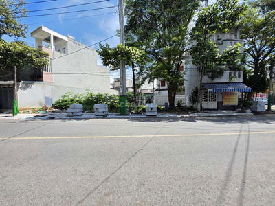 Đất đẹp mặt tiền kinh doanh Nguyễn Hữu Cảnh gần chợ Đông Hòa Dĩ An