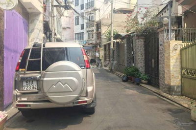 THẬT 100% HẺM 6M 23 PHÒNG. 5 TẦNG BTCT 4.5x18m. 72m2 D2-UNG VĂN KHIÊM