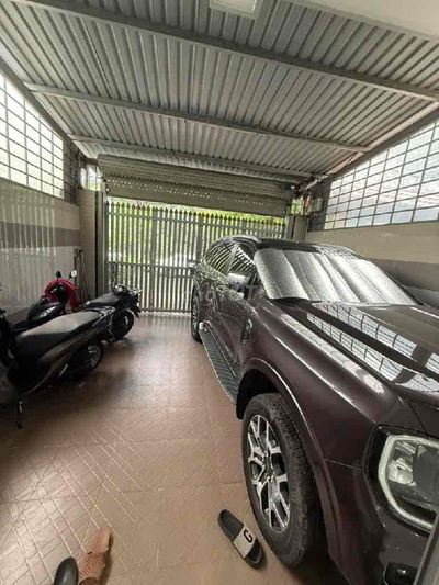 Bán Nhà Đường Tây Hoà, trung tâm Quận 9, oto ngủ trong nhà. Giá đầu tư